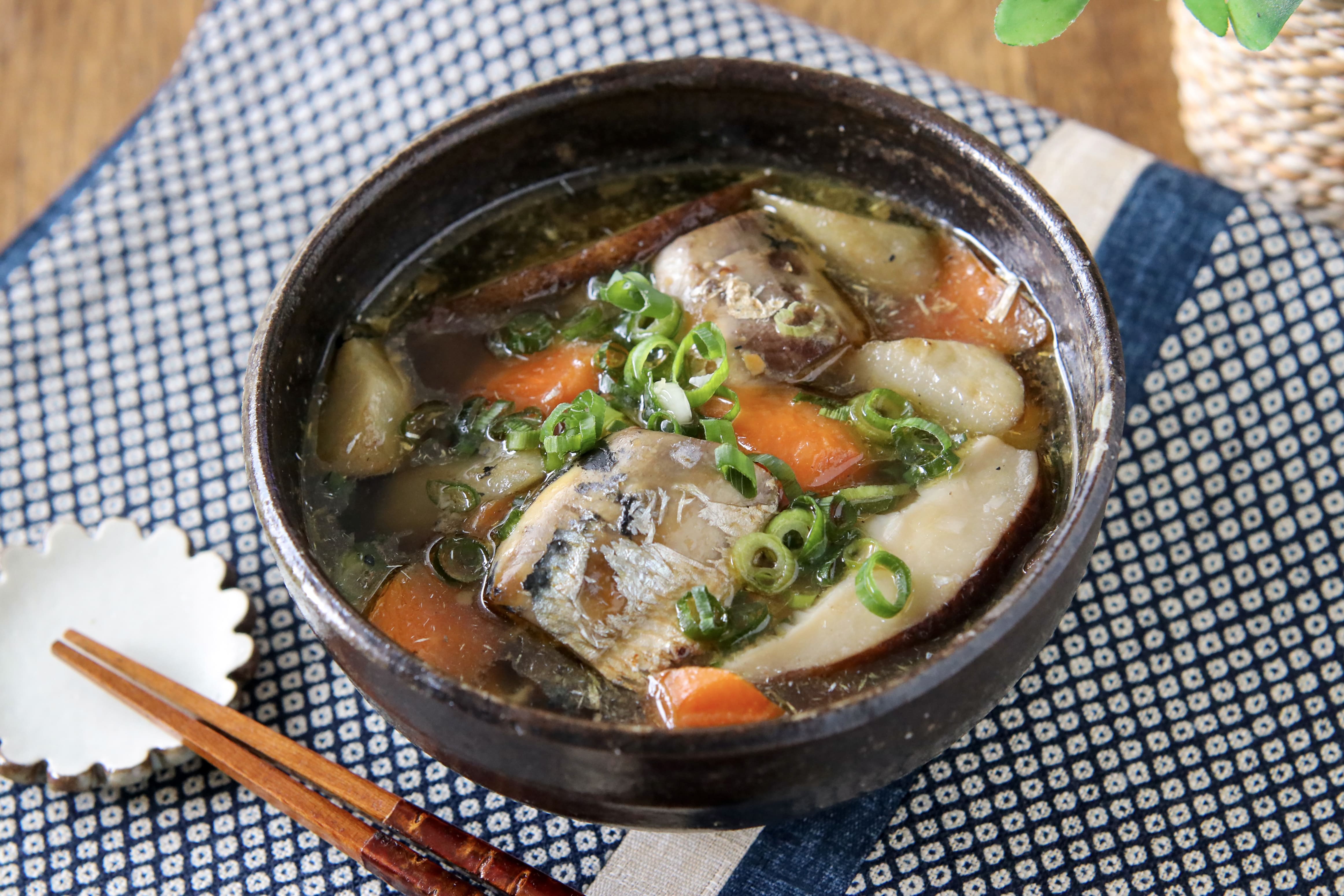 いわし水煮食塩不使用缶を使った具沢山みそ汁