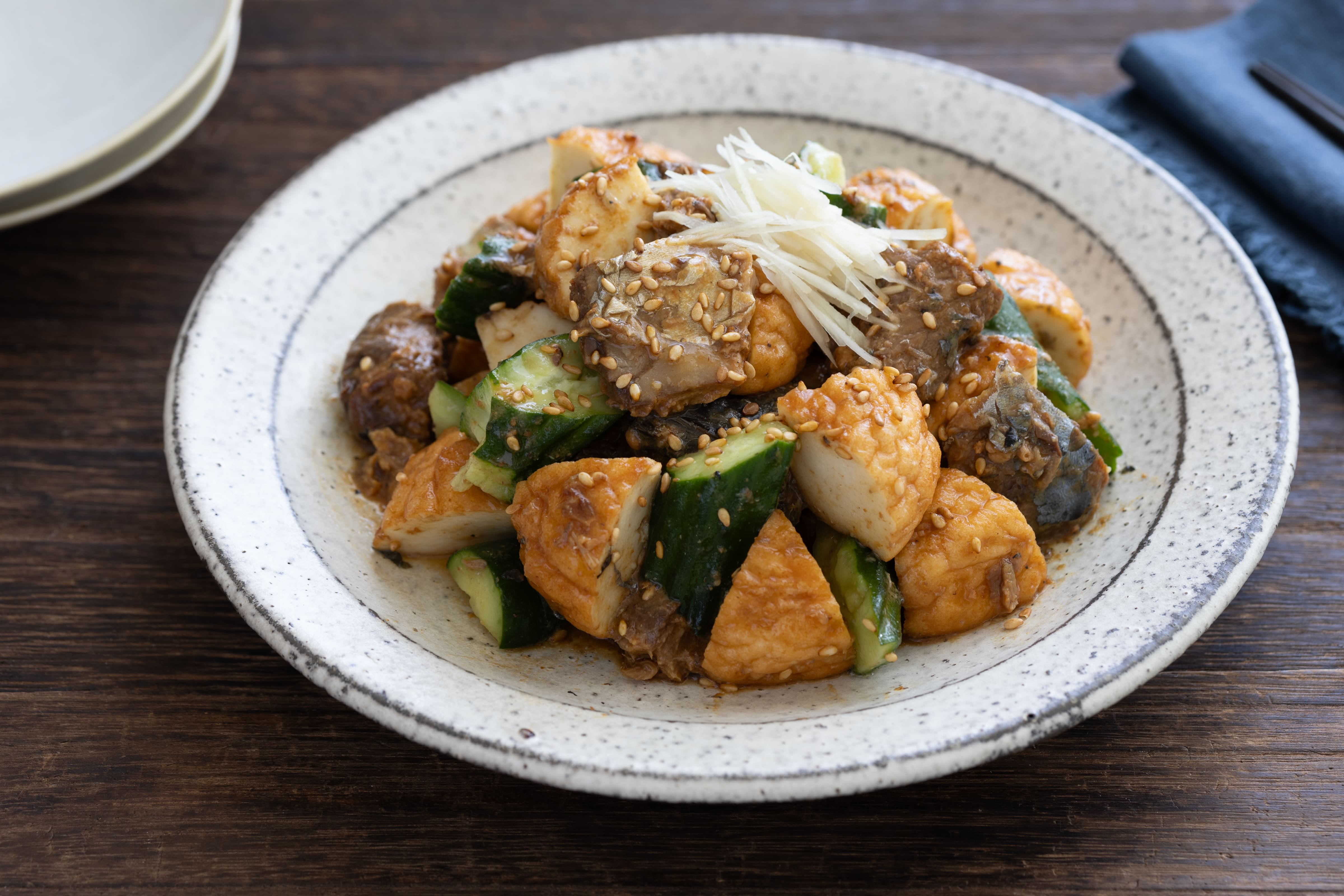 さばみそ煮と「魚河岸あげ®」のWごまあえ